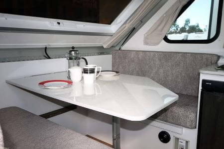 Cruise dinette - Avan Sydney
